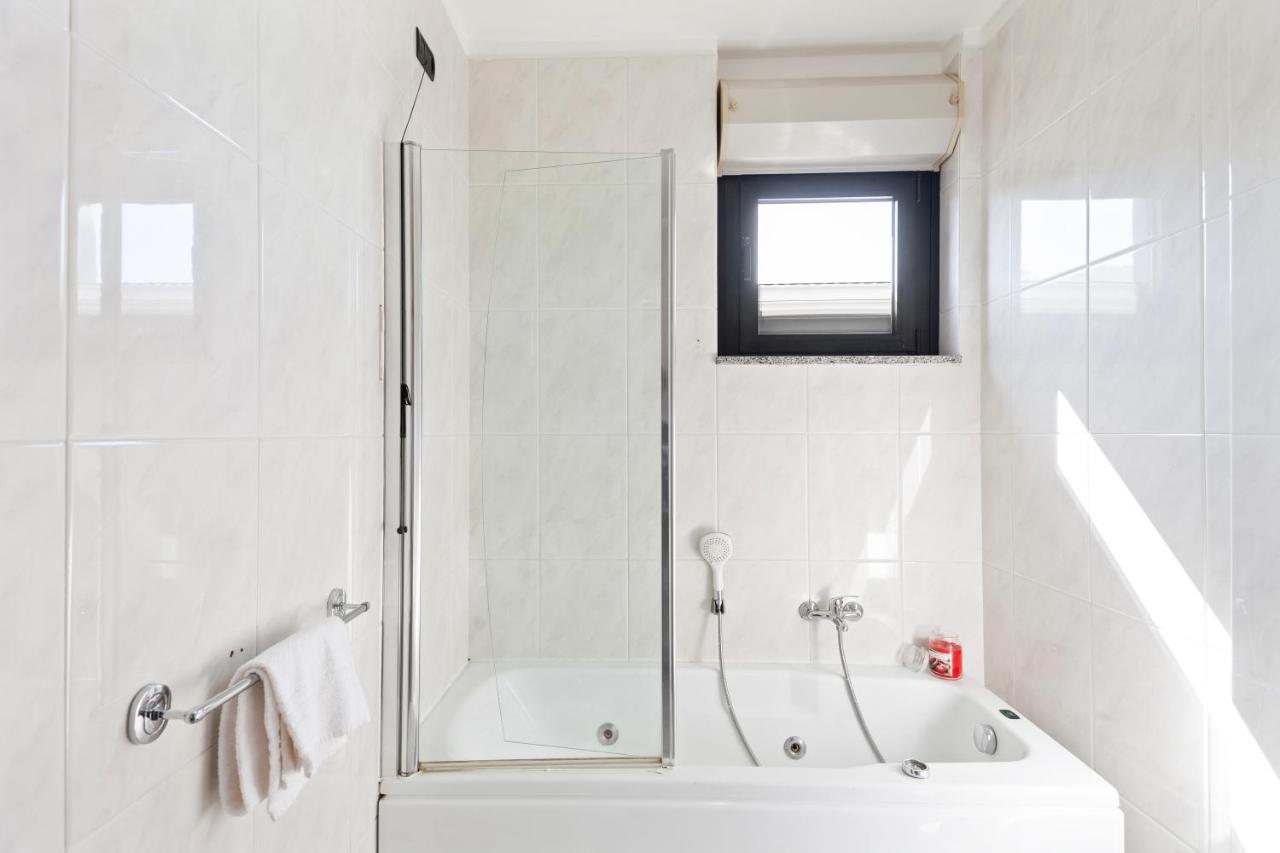 Waterfront Apartament Bari